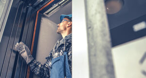 mantenimiento de un ascensor hidraulico