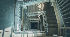 suprimir barreras arquitectonicas ascensor